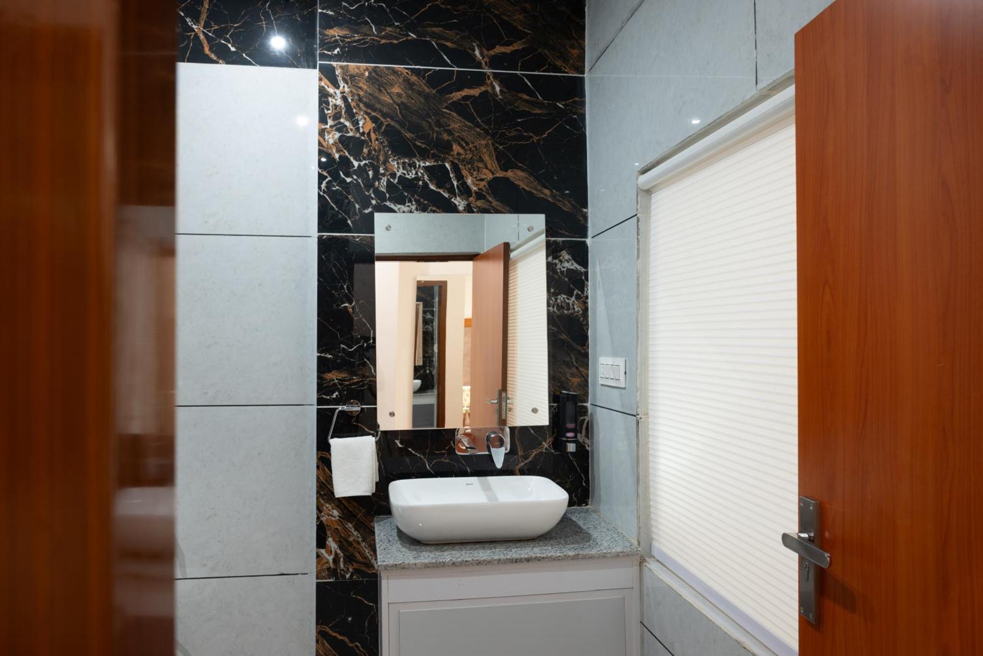 Hotel Sagar Residency - Best Mountain View Hotel In Pālampur Екстериор снимка