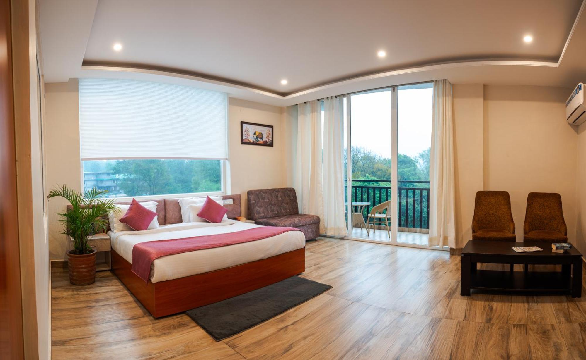 Hotel Sagar Residency - Best Mountain View Hotel In Pālampur Екстериор снимка